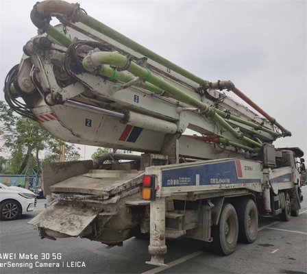 300 kilovatios utilizaron las bombas concretas del remolque, camiones usados portátiles del burilador
