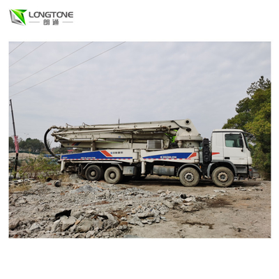 Coche BENZ Chassis del bombeo concreto del camión 47X-5RZ los 47m de la bomba concreta de ZOOMLION