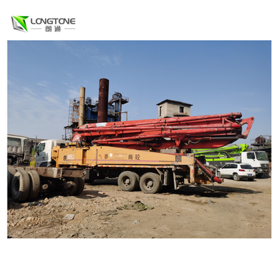 Camión usado de la bomba concreta de Putzmeister longitud de 37/42/52 m con menos horas de trabajo